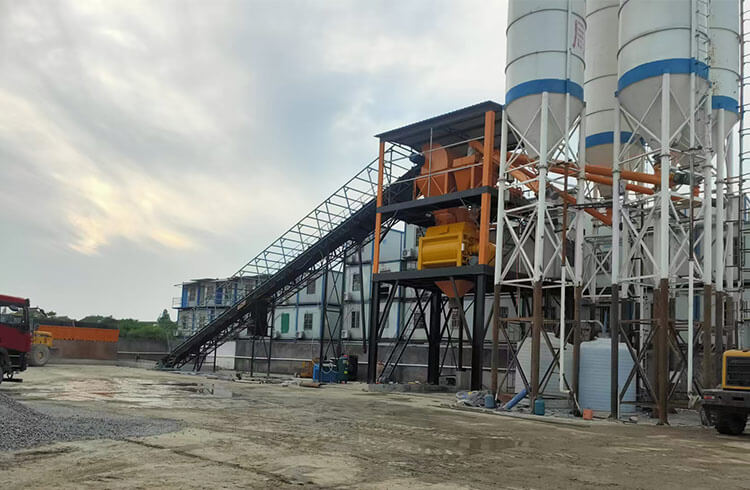 https://www.chand-machinery.com/wp-content/uploads/2024/10/hzs180-concrete-mixing-station-5.jpg